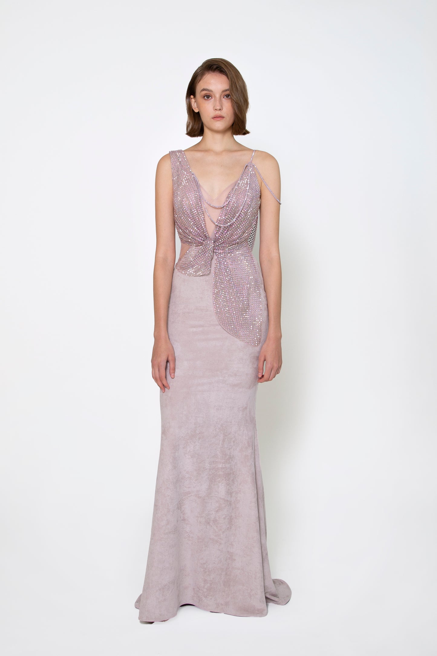 SLEEVELESS TWO-TONE GOWN