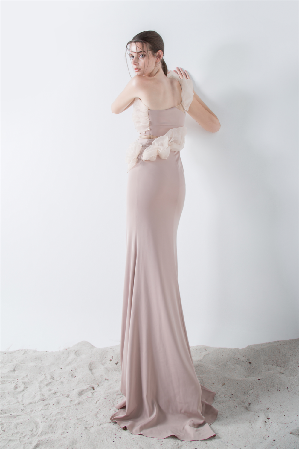 NUBIVAGANT NP GOWN - MIZPHENIX